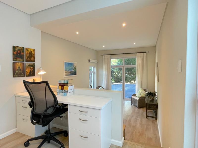 3 Bedroom Property for Sale in Camps Bay Western Cape